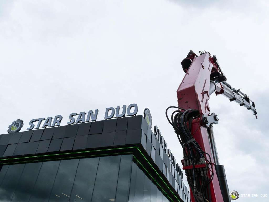 MAN 27.402 F10 6x6 HMF 3620 K4 Hds Crane - Auto s hydraulickou rukou: obrázek 4 MAN 27.402 F10 6x6 HMF 3620 K4 Hds Crane - Auto s hydraulickou rukou: obrázek 4