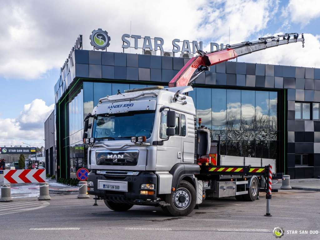 MAN TGA 18.350 4x4 Fassi F235 Crane Kran - Auto s hydraulickou rukou: obrázek 3 MAN TGA 18.350 4x4 Fassi F235 Crane Kran - Auto s hydraulickou rukou: obrázek 3
