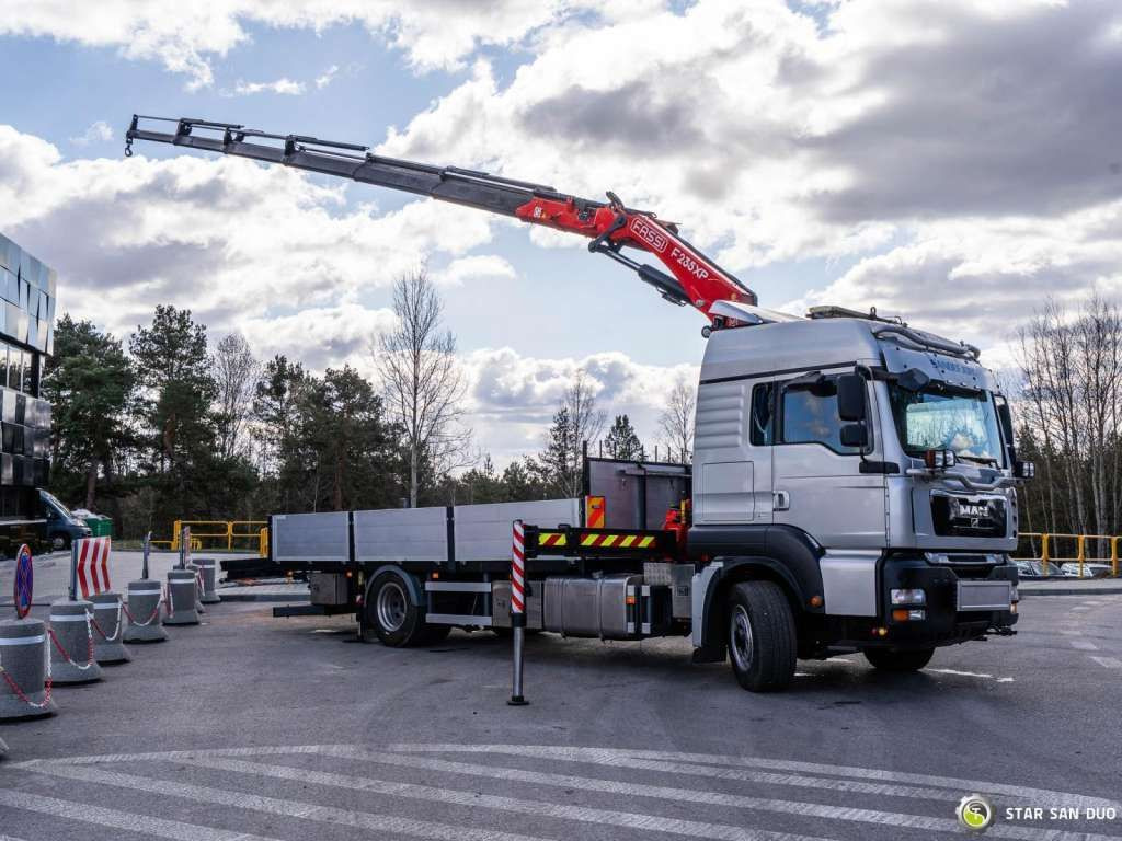 MAN TGA 18.350 4x4 Fassi F235 Crane Kran - Auto s hydraulickou rukou: obrázek 4 MAN TGA 18.350 4x4 Fassi F235 Crane Kran - Auto s hydraulickou rukou: obrázek 4