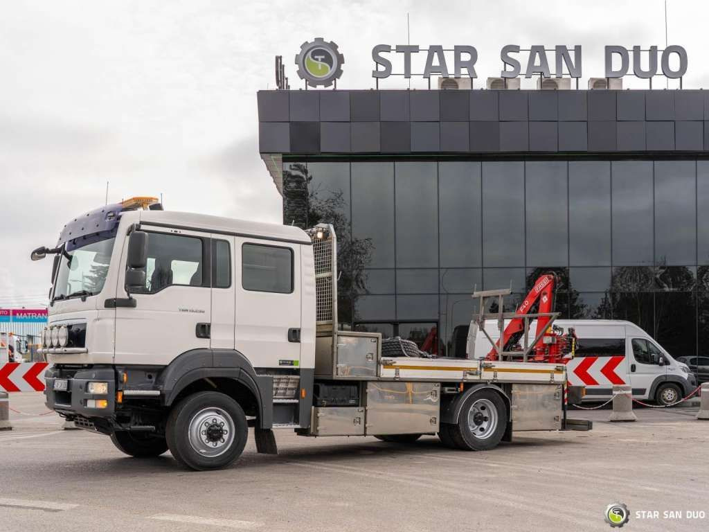 MAN TGM 13.290 4x4 BI FASSI F40B22 Crane Camper - Auto s hydraulickou rukou: obrázek 5 MAN TGM 13.290 4x4 BI FASSI F40B22 Crane Camper - Auto s hydraulickou rukou: obrázek 5