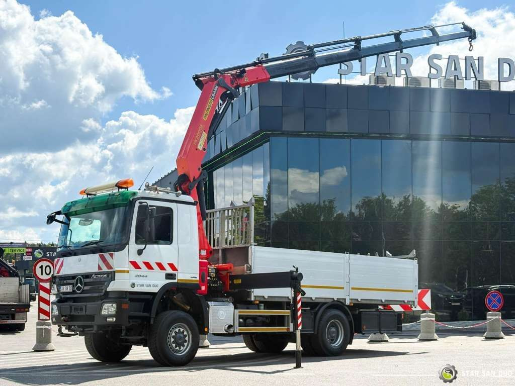 Mercedes-Benz ACTROS 2044A 4x4 Palfinger PK 20002 hds Crane - Auto s hydraulickou rukou: obrázek 3 Mercedes-Benz ACTROS 2044A 4x4 Palfinger PK 20002 hds Crane - Auto s hydraulickou rukou: obrázek 3