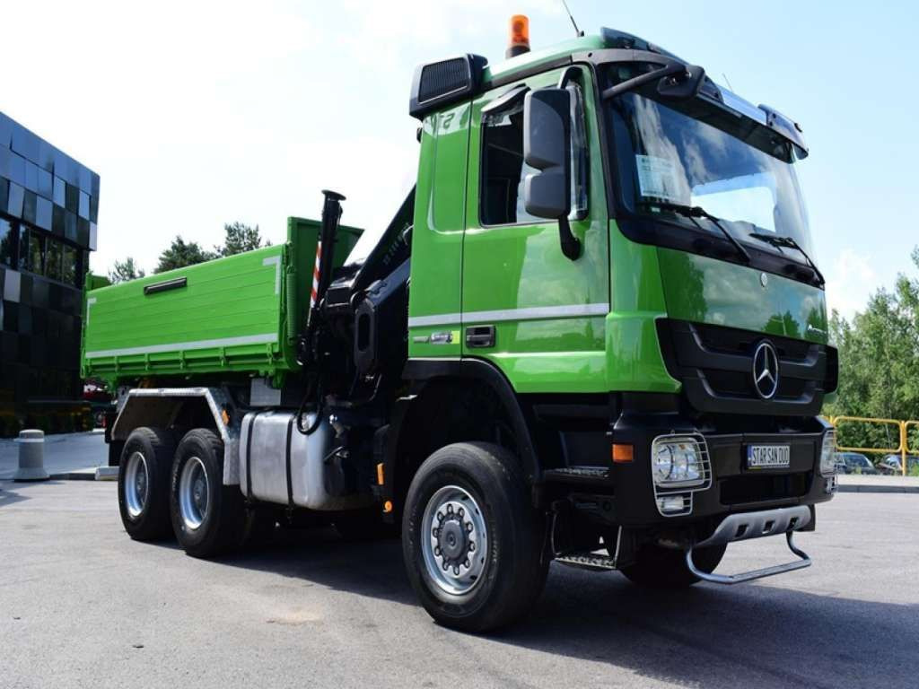 Mercedes-Benz ACTROS 3346 6x6 HIAB 244EP-4 Crane Kipper - Auto s hydraulickou rukou: obrázek 4 Mercedes-Benz ACTROS 3346 6x6 HIAB 244EP-4 Crane Kipper - Auto s hydraulickou rukou: obrázek 4