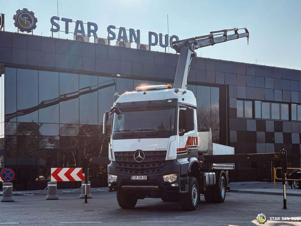 Mercedes-Benz AROCS 1851 4x4 PALFINGER PK 20002 Crane Kran - Auto s hydraulickou rukou: obrázek 5 Mercedes-Benz AROCS 1851 4x4 PALFINGER PK 20002 Crane Kran - Auto s hydraulickou rukou: obrázek 5