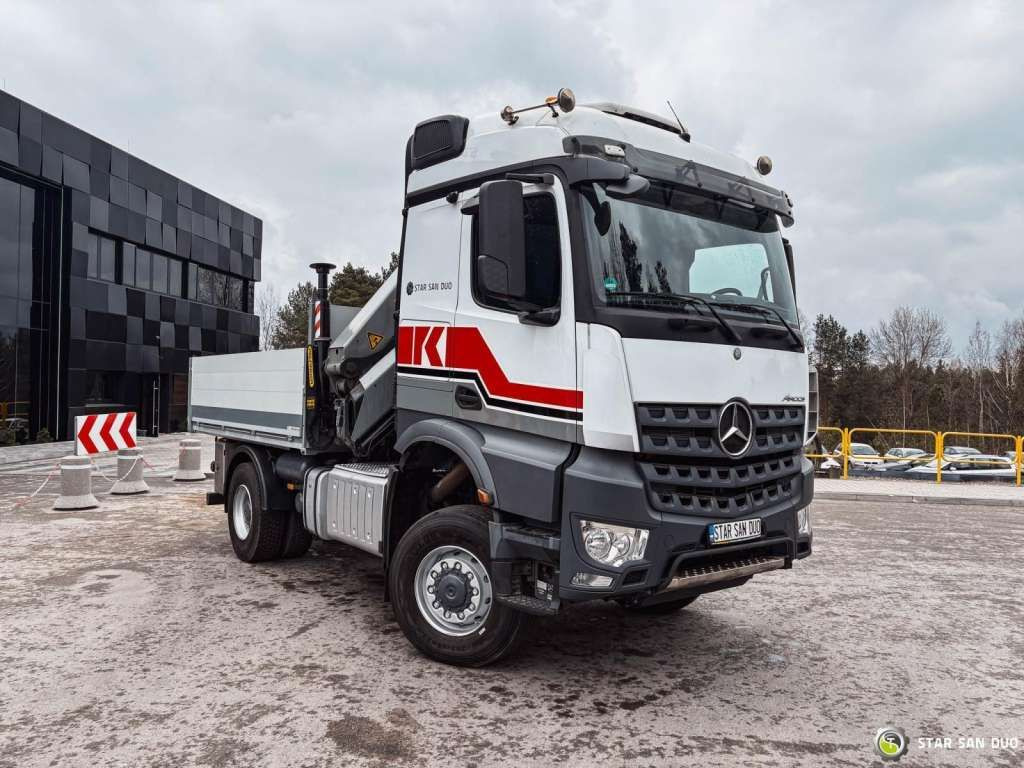 Mercedes-Benz AROCS 1851 4x4 PALFINGER PK 20002 Crane Kran - Auto s hydraulickou rukou: obrázek 4 Mercedes-Benz AROCS 1851 4x4 PALFINGER PK 20002 Crane Kran - Auto s hydraulickou rukou: obrázek 4