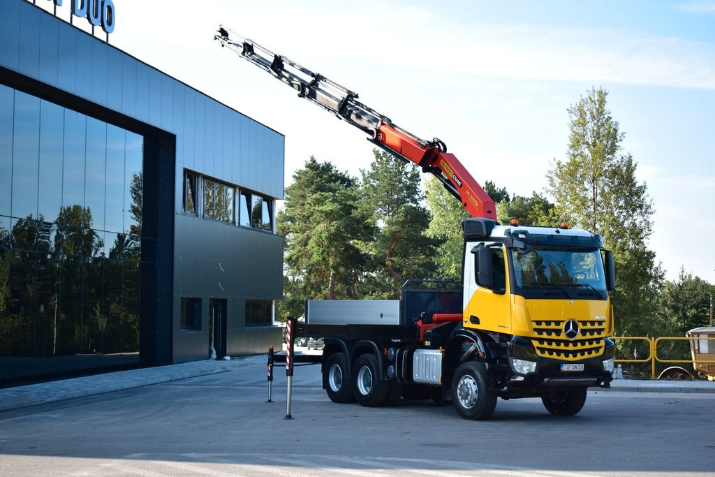 Mercedes-Benz AROCS 3345 6x6 PALFINGER PK 33002 EURO 6 KRAN - Auto s hydraulickou rukou, Nákladní automobil valníkový/ Plošinový: obrázek 1 Mercedes-Benz AROCS 3345 6x6 PALFINGER PK 33002 EURO 6 KRAN - Auto s hydraulickou rukou, Nákladní automobil valníkový/ Plošinový: obrázek 1