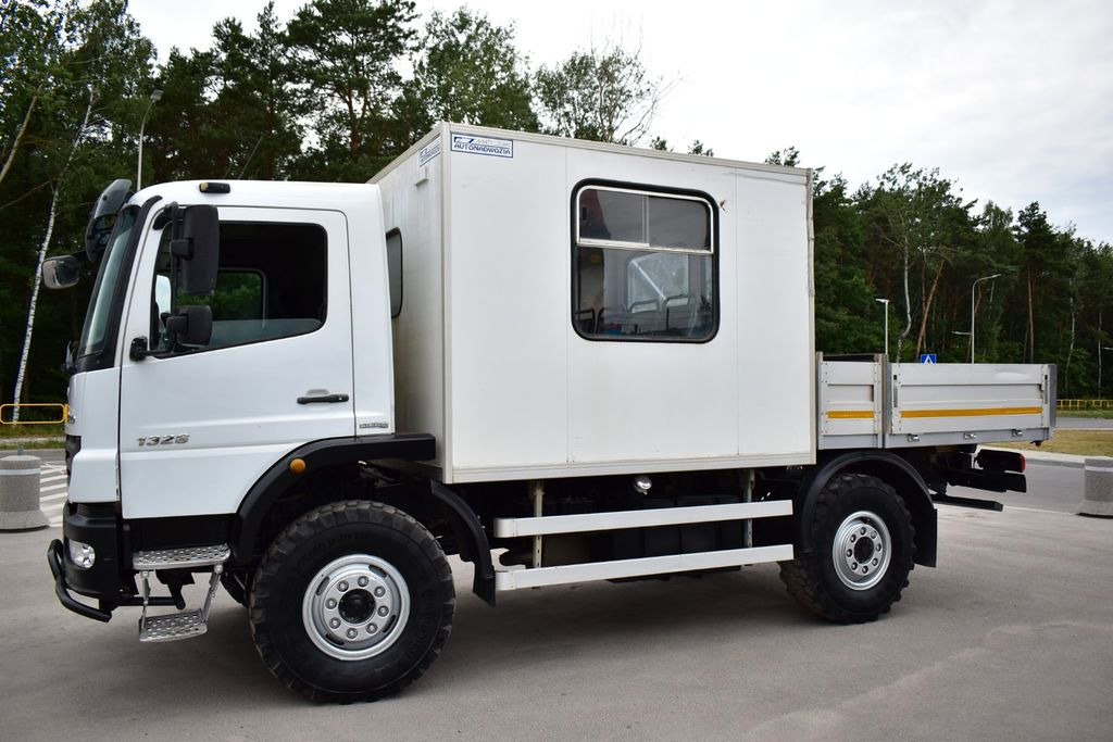 Mercedes-Benz ATEGO 1326 4x4 OFF ROAD CAMPER BUS BOX . - Skříňový nákladní auto: obrázek 4 Mercedes-Benz ATEGO 1326 4x4 OFF ROAD CAMPER BUS BOX . - Skříňový nákladní auto: obrázek 4