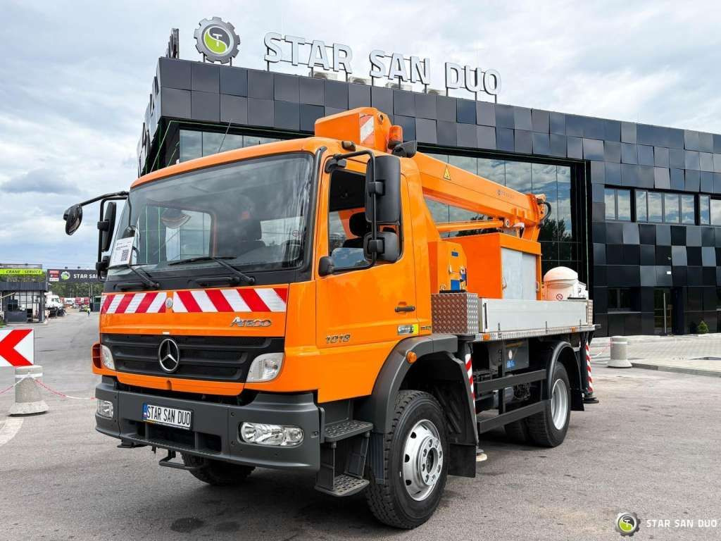 Mercedes-Benz ATEGO 4x4 1018 WUMAG WT 170 Platform Lift 17m - Autoplošina: obrázek 3 Mercedes-Benz ATEGO 4x4 1018 WUMAG WT 170 Platform Lift 17m - Autoplošina: obrázek 3
