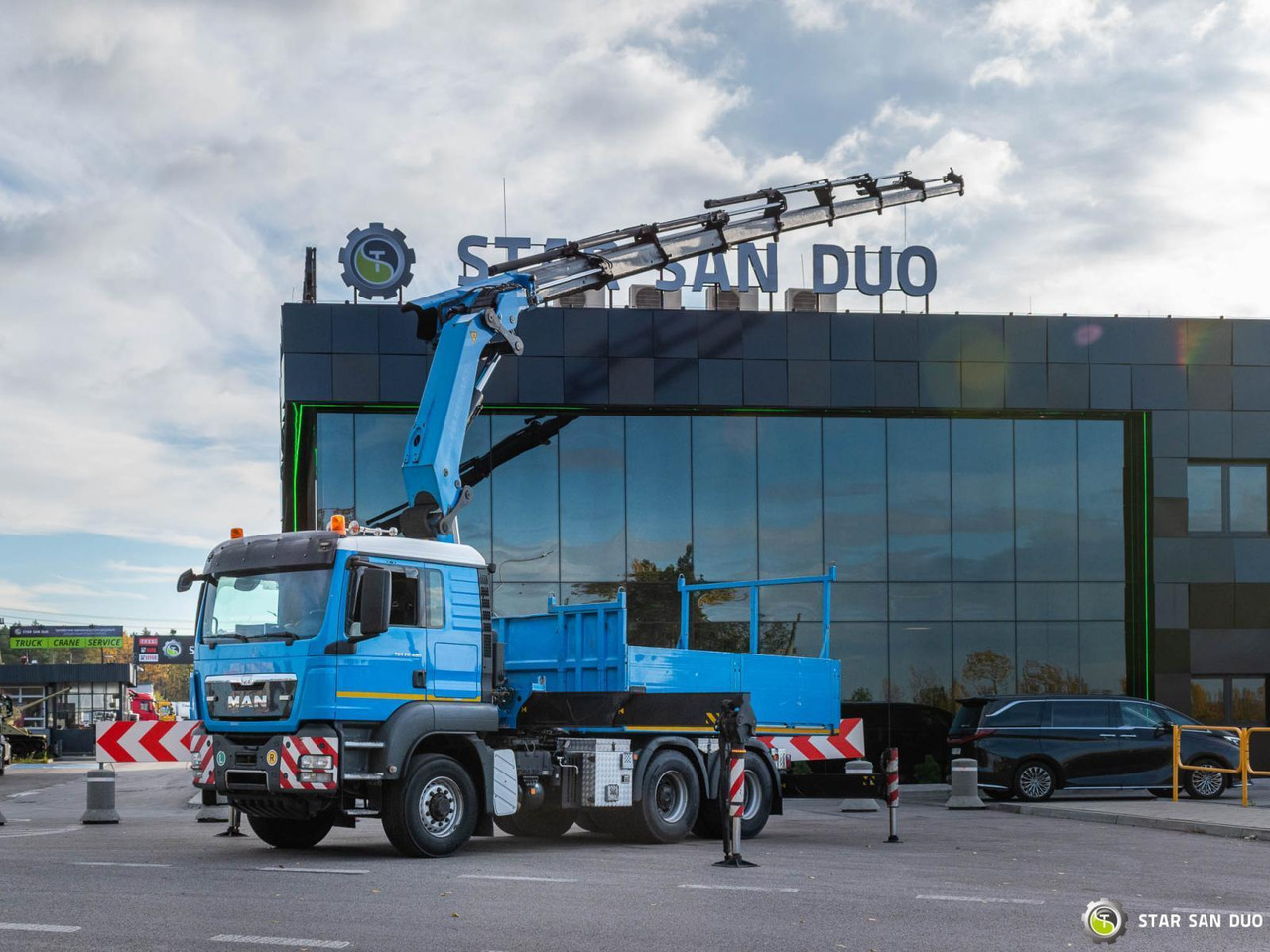 - Auto s hydraulickou rukou: obrázek 5 - Auto s hydraulickou rukou: obrázek 5