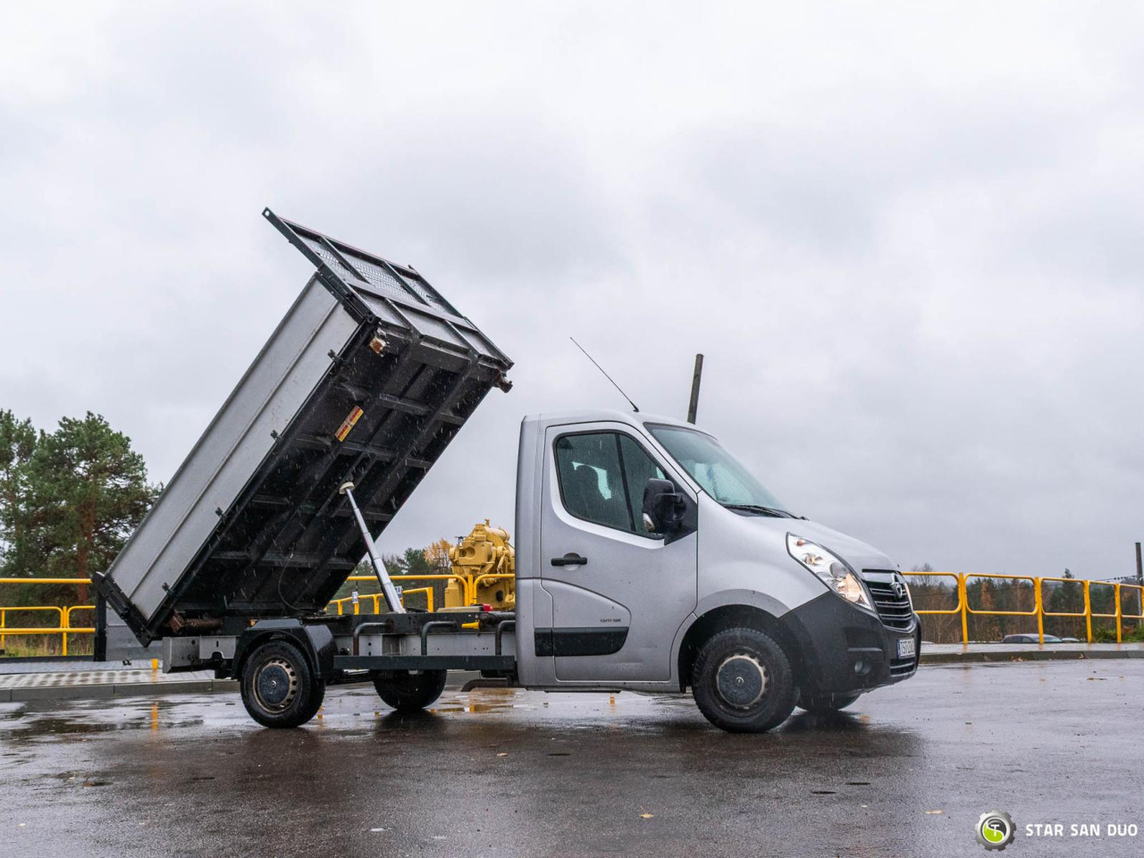 - Sklápěč: obrázek 4 - Sklápěč: obrázek 4