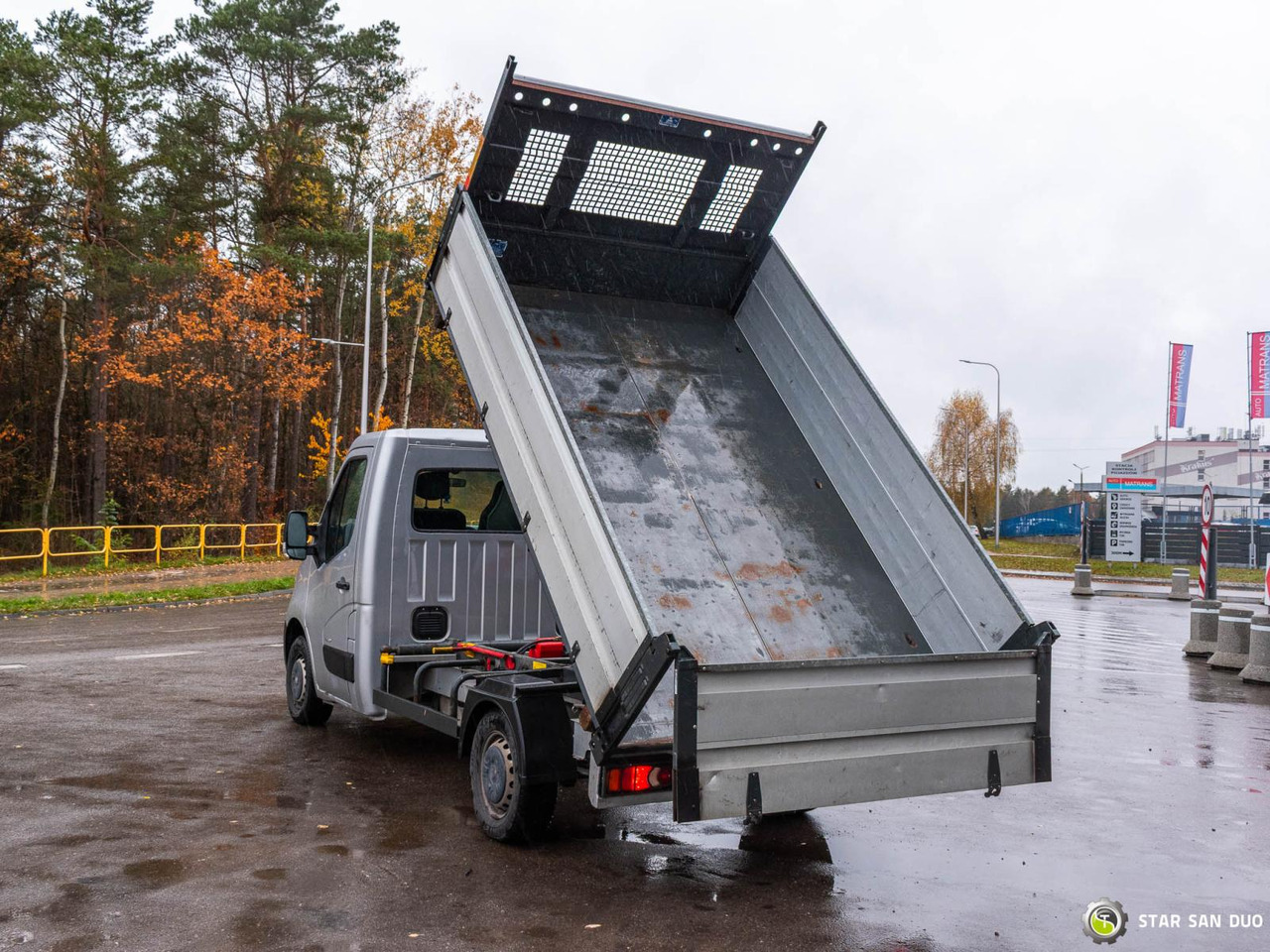 - Sklápěč: obrázek 2 - Sklápěč: obrázek 2