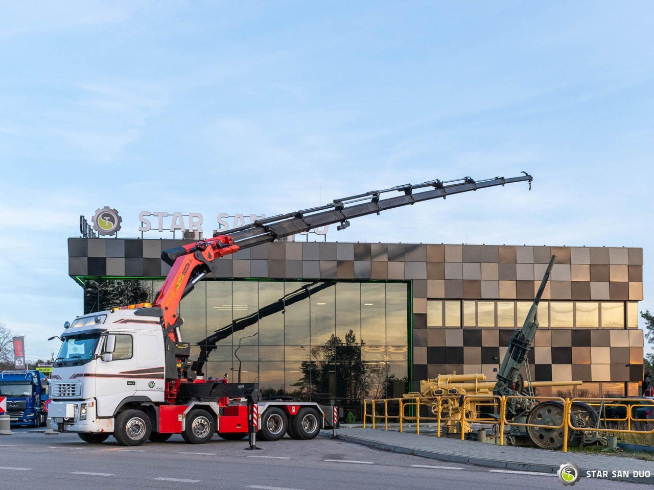 - Tahač: obrázek 4 - Tahač: obrázek 4