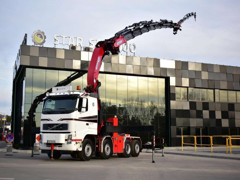 Volvo FH 520 8x2 EFFER 850 Fly Jib Winch 5th - Tahač: obrázek 1 Volvo FH 520 8x2 EFFER 850 Fly Jib Winch 5th - Tahač: obrázek 1