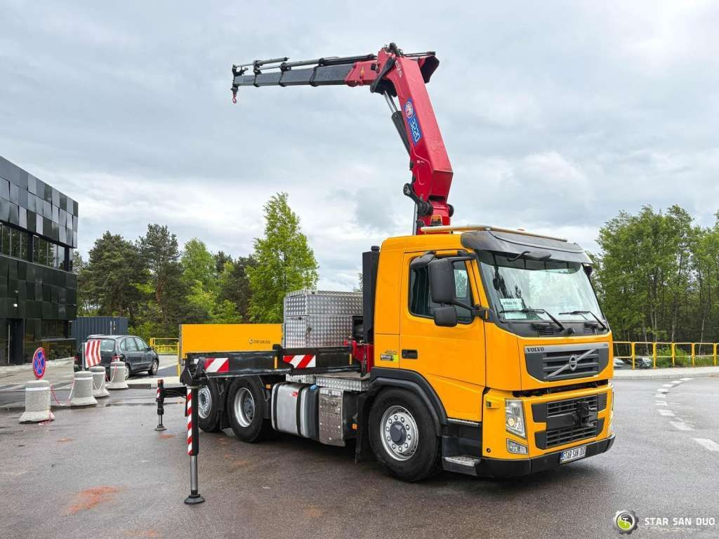 Volvo FM 460 6x4x4 HMF 3220 Crane HDS - Tahač: obrázek 2 Volvo FM 460 6x4x4 HMF 3220 Crane HDS - Tahač: obrázek 2