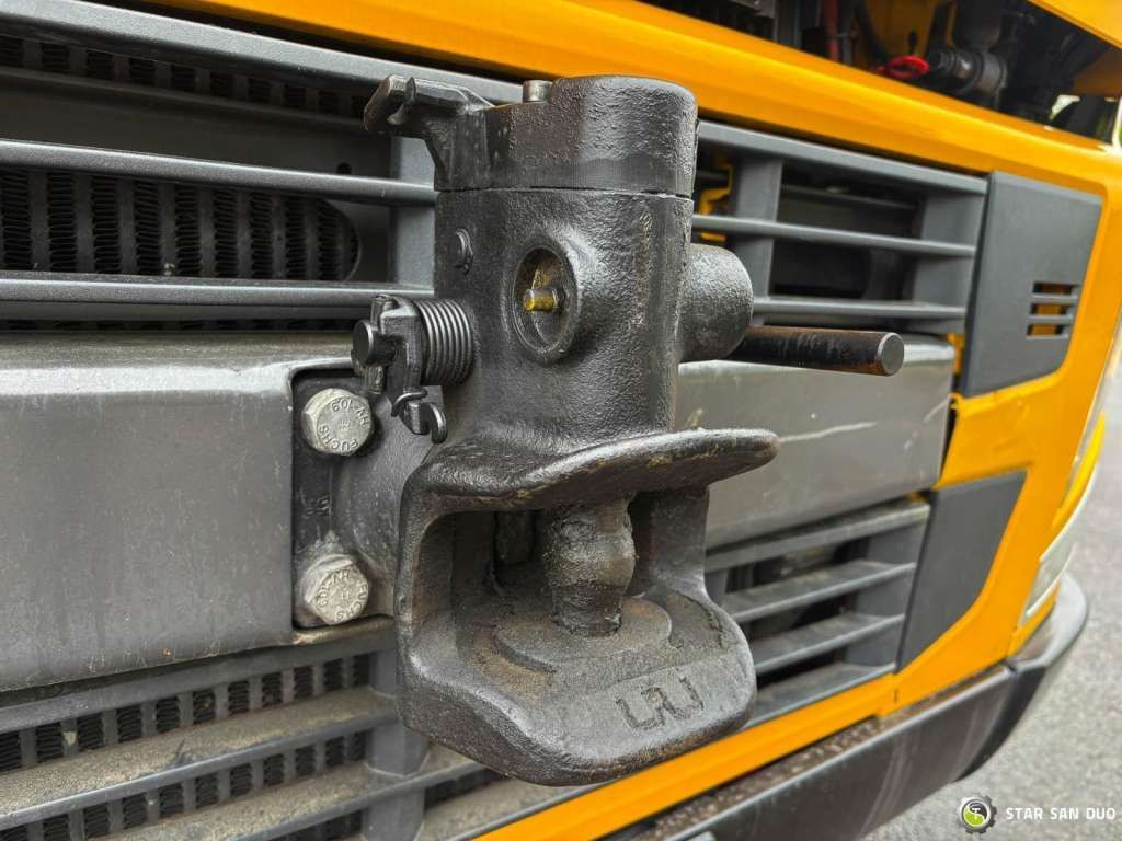 Tahač Volvo  FM 460 6x4x4 HMF 3220 Crane HDS: obrázek 23