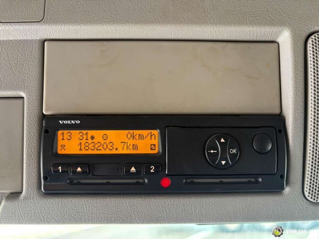 Tahač Volvo  FM 460 6x4x4 HMF 3220 Crane HDS: obrázek 18