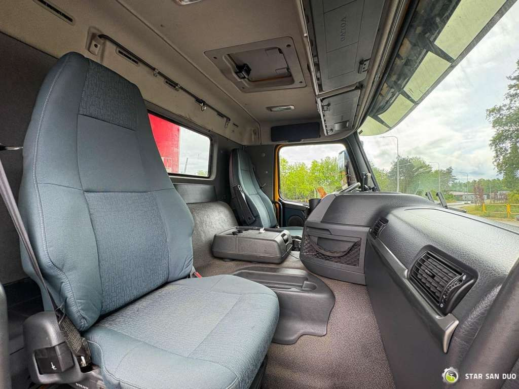 Tahač Volvo  FM 460 6x4x4 HMF 3220 Crane HDS: obrázek 19