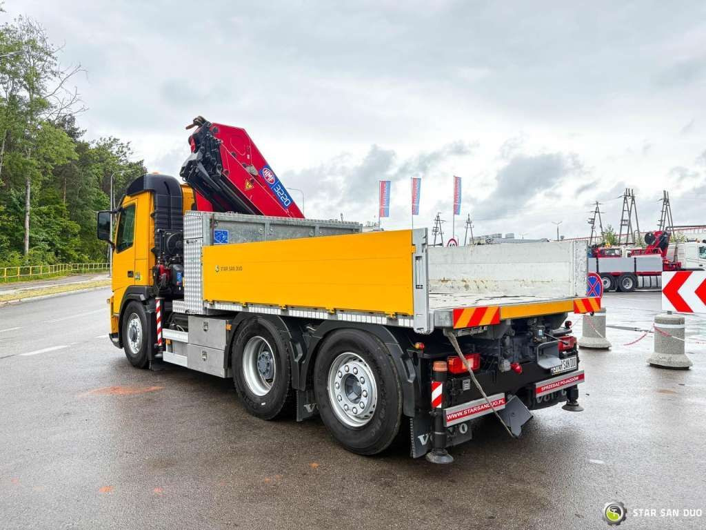 Tahač Volvo  FM 460 6x4x4 HMF 3220 Crane HDS: obrázek 5