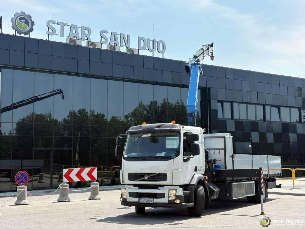 Volvo FE 240 4x2 HMF 1560 K3 HDS Rotator Crane Kran - Auto s hydraulickou rukou: obrázek 5 Volvo FE 240 4x2 HMF 1560 K3 HDS Rotator Crane Kran - Auto s hydraulickou rukou: obrázek 5