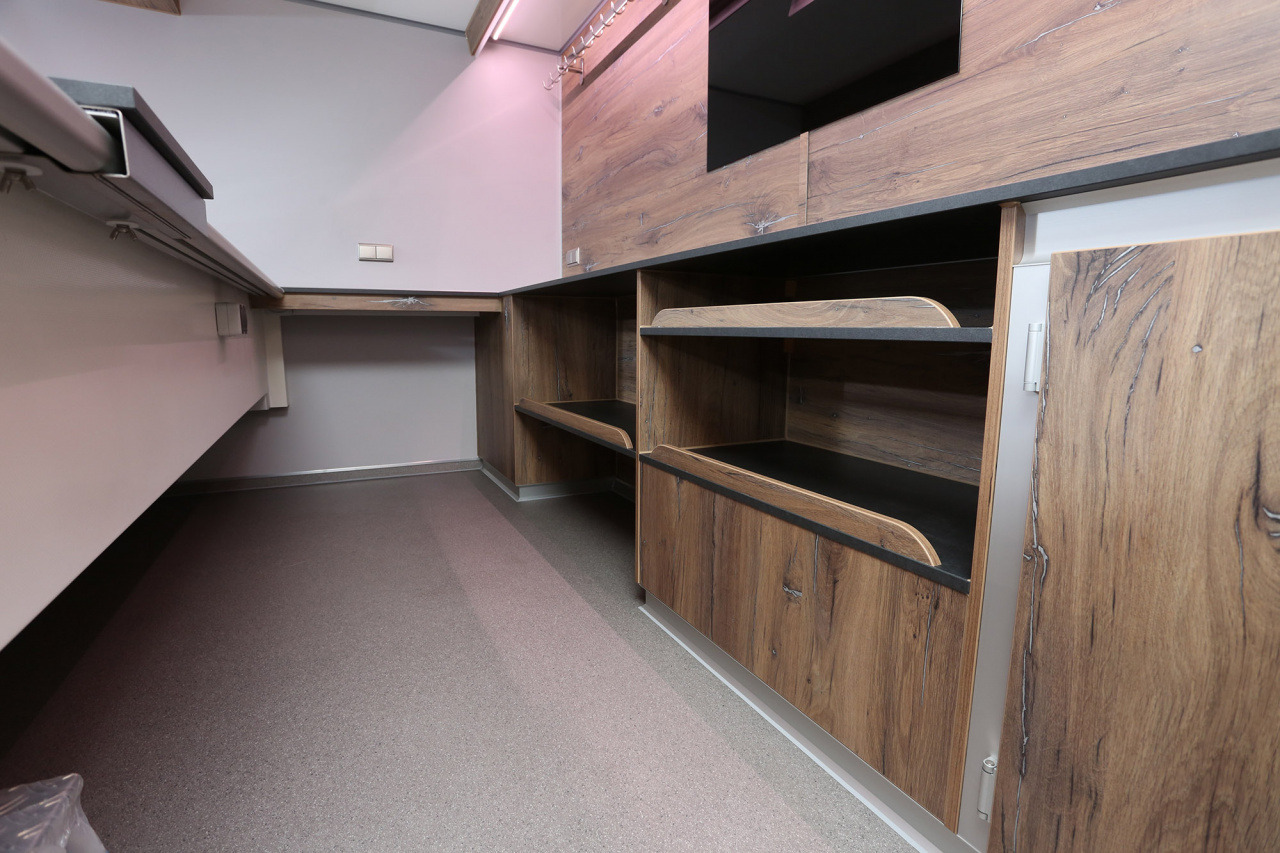 Verkaufsanhänger BORCO HÖHNS - Prodejní přívěs: obrázek 2 Verkaufsanhänger BORCO HÖHNS - Prodejní přívěs: obrázek 2