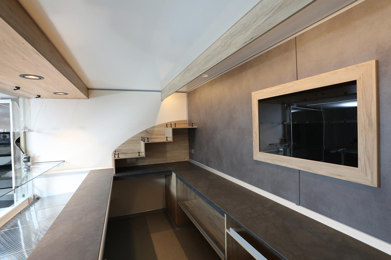 Verkaufsanhänger BORCO HÖHNS - Prodejní přívěs: obrázek 3 Verkaufsanhänger BORCO HÖHNS - Prodejní přívěs: obrázek 3