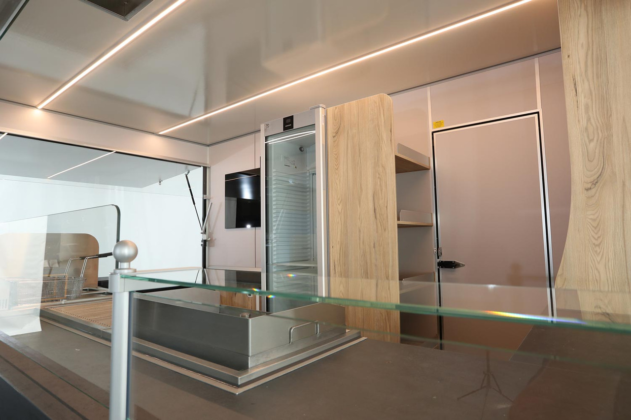 Verkaufsanhänger BORCO HÖHNS - Prodejní přívěs: obrázek 2 Verkaufsanhänger BORCO HÖHNS - Prodejní přívěs: obrázek 2