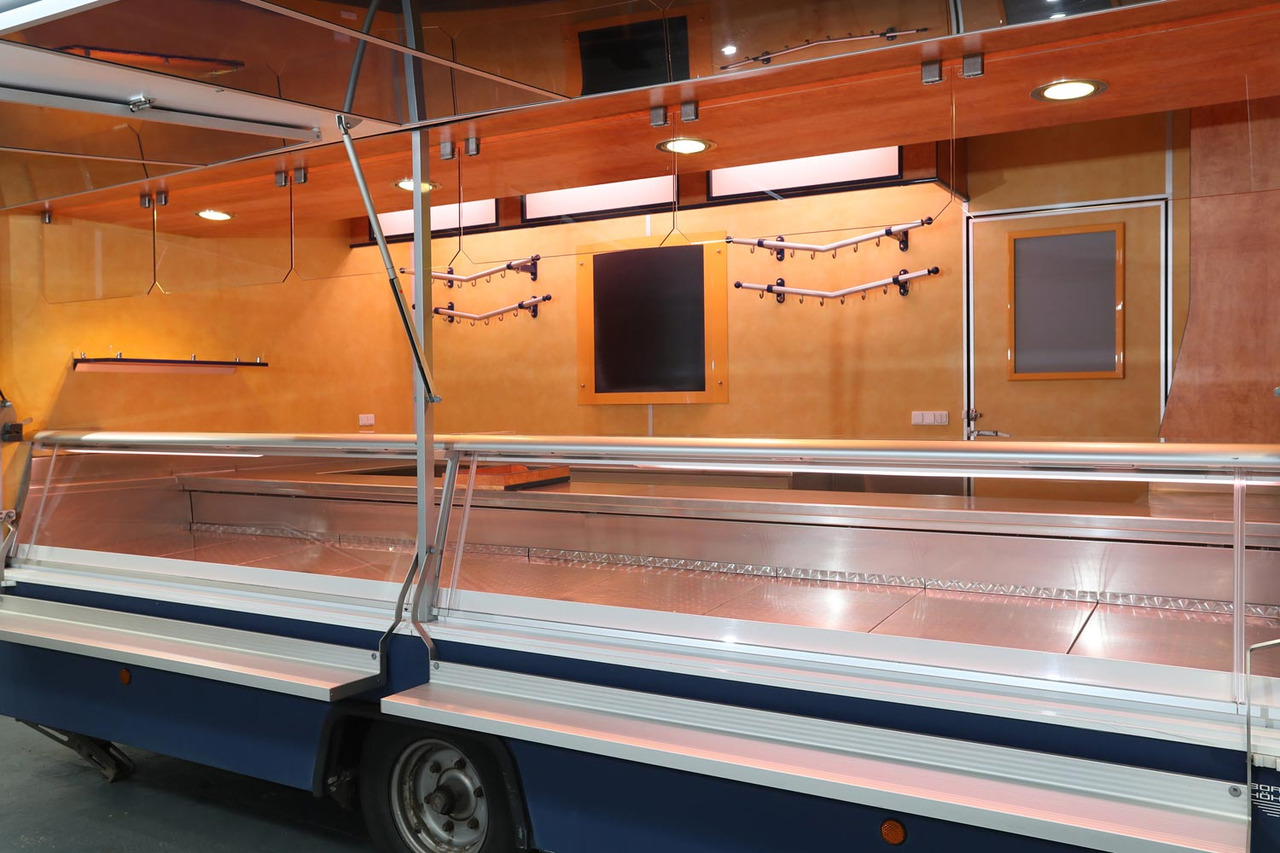 Verkaufsanhänger BORCO HÖHNS - Prodejní přívěs: obrázek 5 Verkaufsanhänger BORCO HÖHNS - Prodejní přívěs: obrázek 5