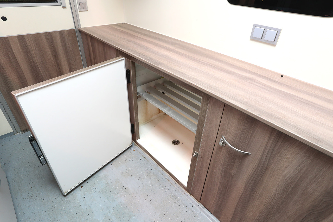 Verkaufsanhänger Seico leasing Verkaufsanhänger Seico: obrázek 13 Verkaufsanhänger Seico leasing Verkaufsanhänger Seico: obrázek 13