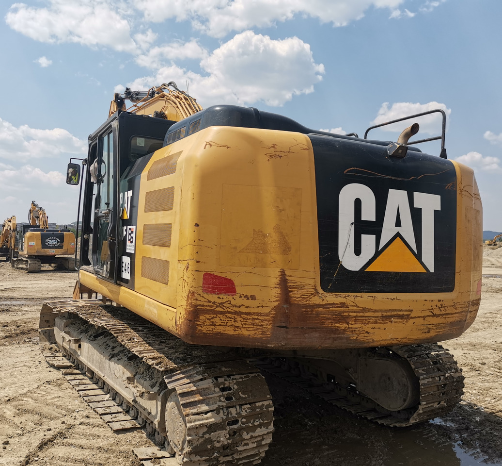 CATERPILLAR 320 E - Pásové rýpadlo: obrázek 2 CATERPILLAR 320 E - Pásové rýpadlo: obrázek 2