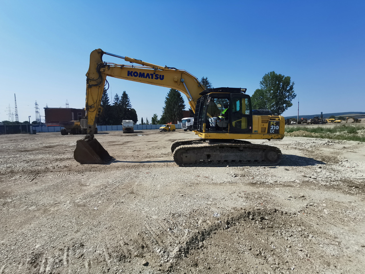 KOMATSU PC210 LC - 8 - Rýpadlo: obrázek 1 KOMATSU PC210 LC - 8 - Rýpadlo: obrázek 1