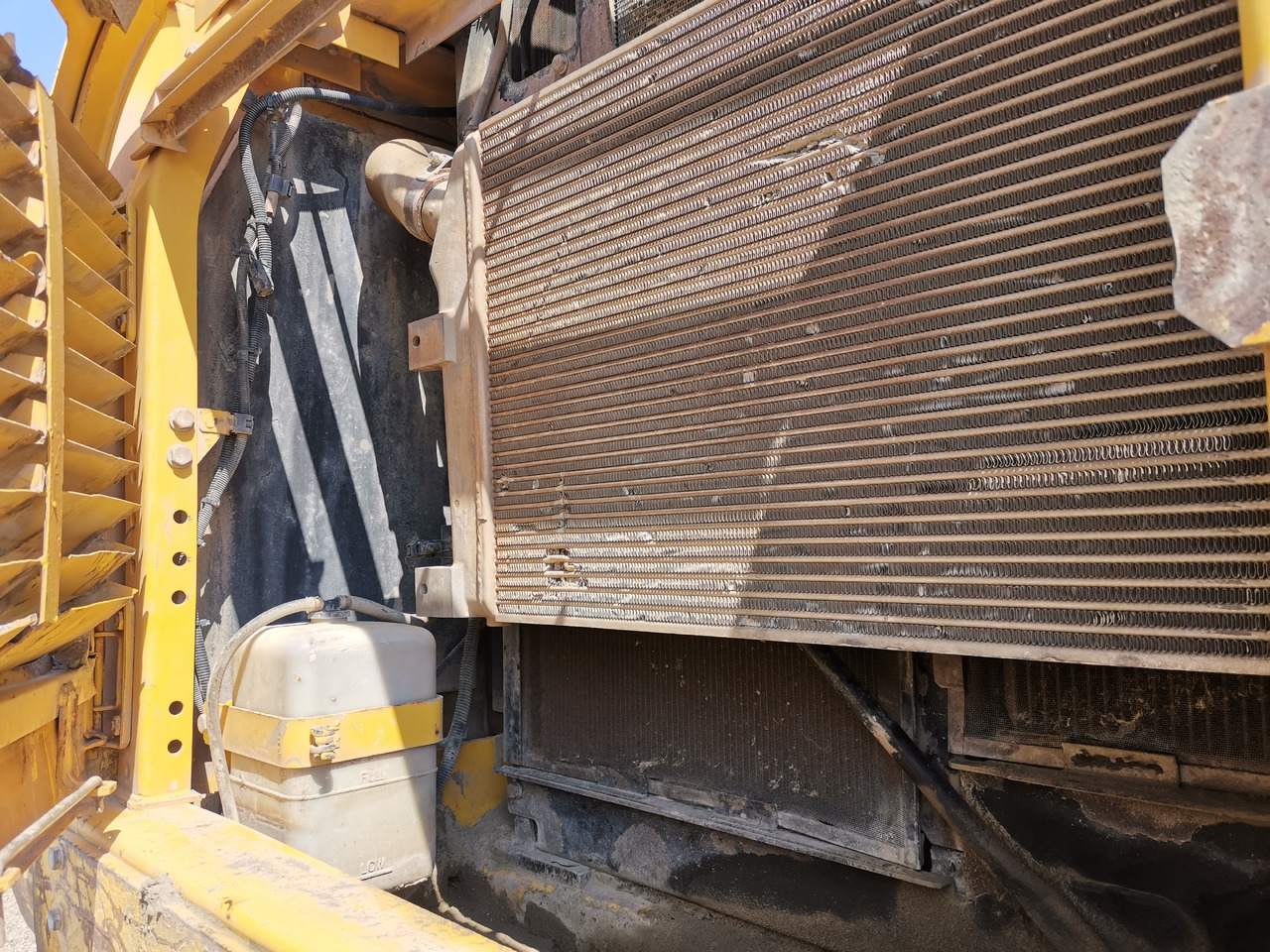 Pásové rýpadlo KOMATSU PC360 LC 10: obrázek 35