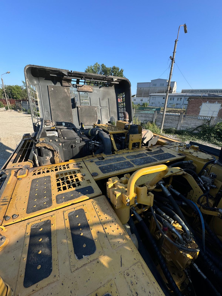 Pásové rýpadlo KOMATSU PC360 LC 10: obrázek 14