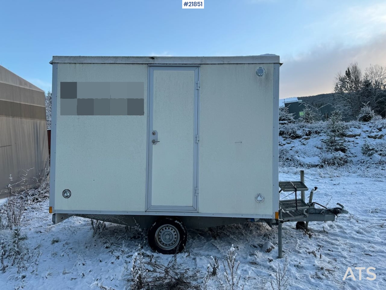 Arbeidsbrakke m/ forbrenningstoalett - Obytná buňka: obrázek 2 Arbeidsbrakke m/ forbrenningstoalett - Obytná buňka: obrázek 2