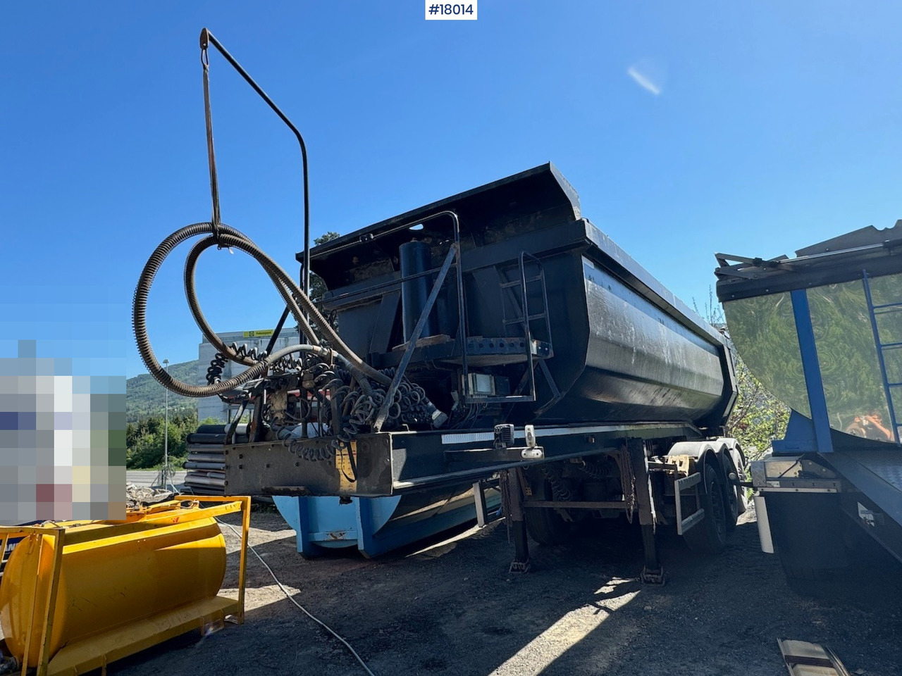 Carnehl Tippsemi - Sklápěcí návěs: obrázek 1 Carnehl Tippsemi - Sklápěcí návěs: obrázek 1