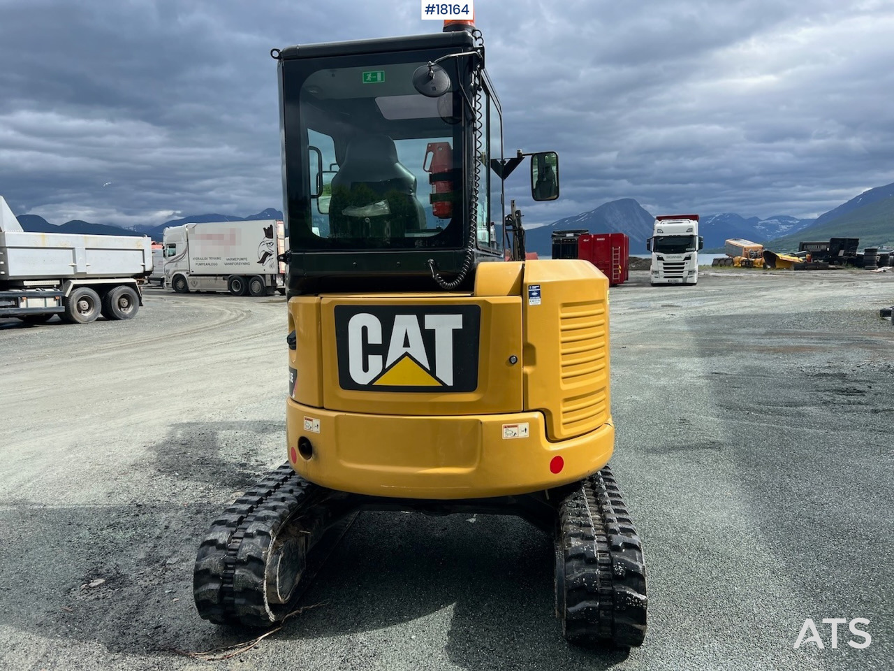 Caterpillar 303.5ECR - Rýpadlo: obrázek 4 Caterpillar 303.5ECR - Rýpadlo: obrázek 4