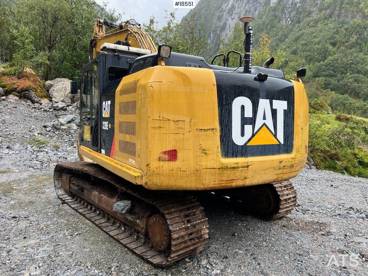 Caterpillar 320E - Pásové rýpadlo: obrázek 1 Caterpillar 320E - Pásové rýpadlo: obrázek 1