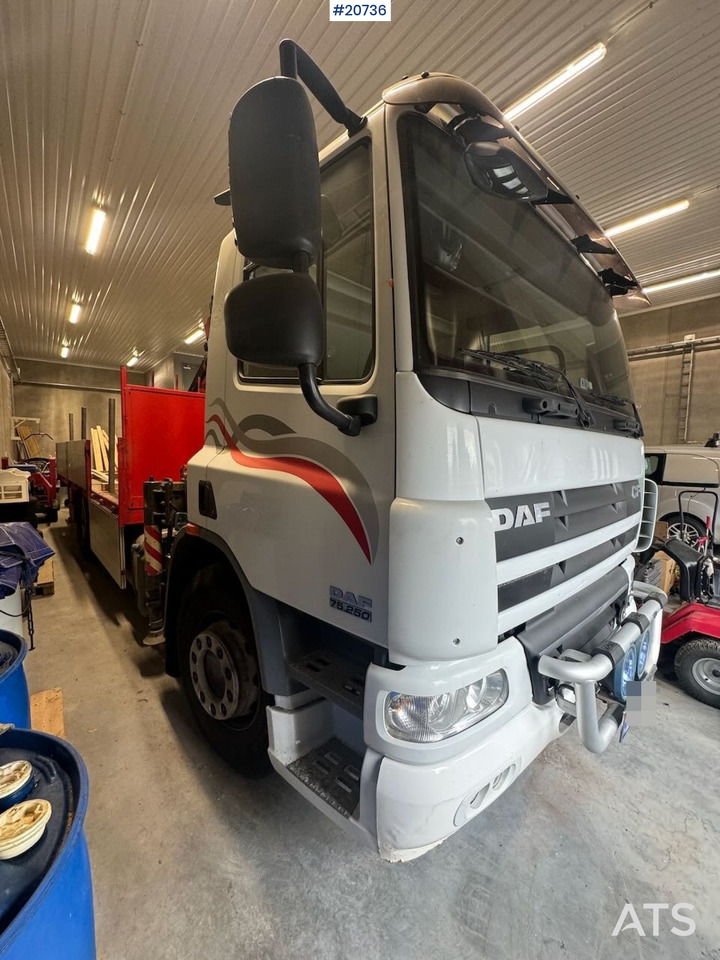 DAF CF75.250 - Nákladní automobil valníkový/ Plošinový, Auto s hydraulickou rukou: obrázek 4 DAF CF75.250 - Nákladní automobil valníkový/ Plošinový, Auto s hydraulickou rukou: obrázek 4