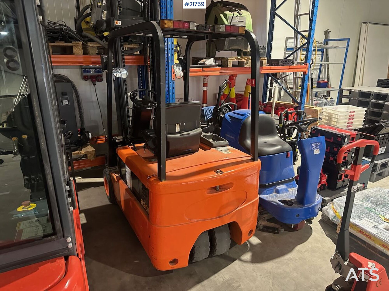 Daewoo B20T truck m/ 4,5 m løftehøyde - Podvalníkový návěs: obrázek 2 Daewoo B20T truck m/ 4,5 m løftehøyde - Podvalníkový návěs: obrázek 2