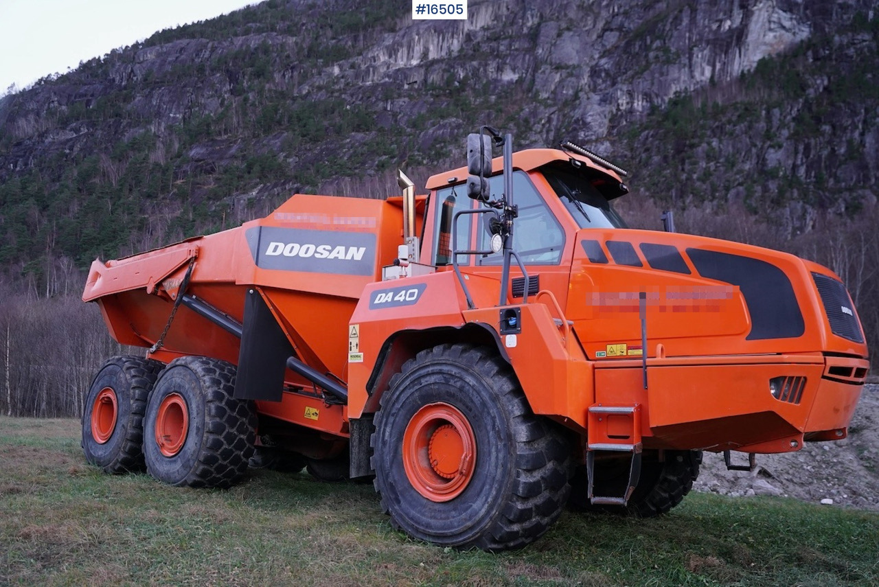 Doosan DA40 - Dampr: obrázek 1 Doosan DA40 - Dampr: obrázek 1