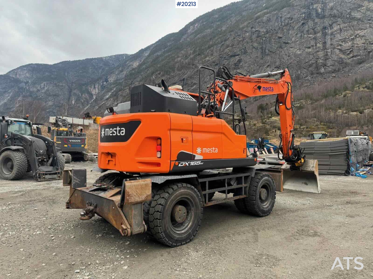 Kolový nakladač Doosan DX165W-5: obrázek 7