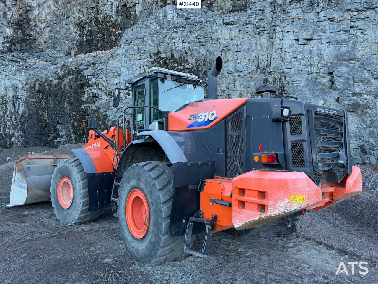 Hitachi ZW310 - Kolový nakladač: obrázek 3 Hitachi ZW310 - Kolový nakladač: obrázek 3