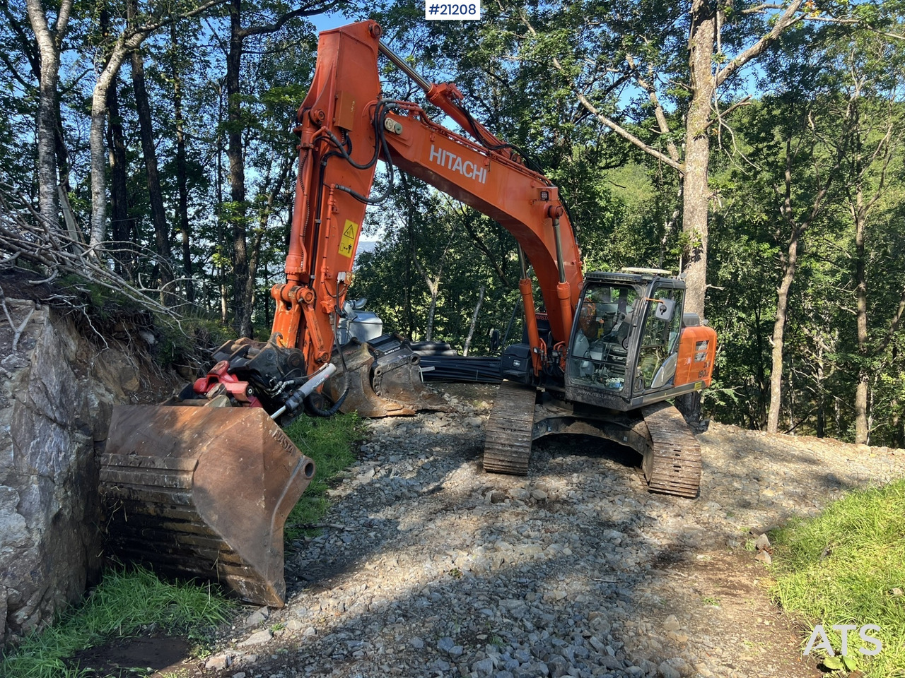 Pásové rýpadlo Hitachi zx190lc-5B: obrázek 28