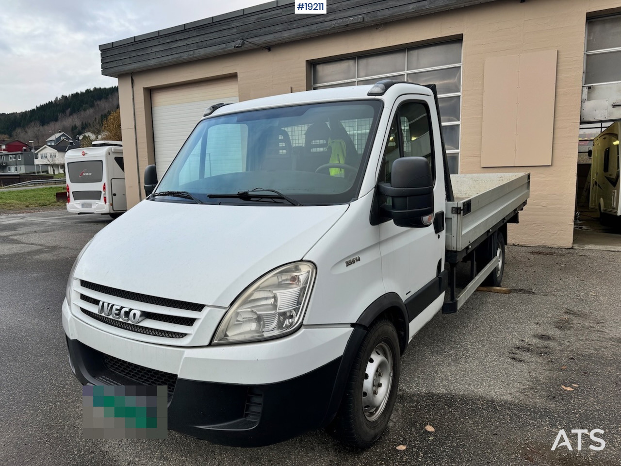 Iveco 35S14 - Nákladní automobil valníkový/ Plošinový: obrázek 1 Iveco 35S14 - Nákladní automobil valníkový/ Plošinový: obrázek 1