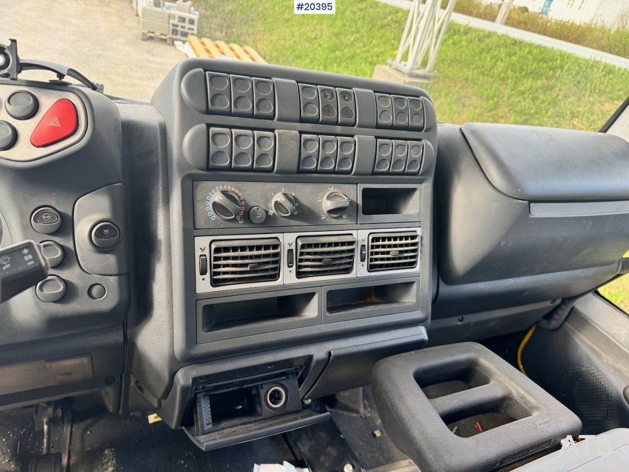Odtahovka Iveco 75E15: obrázek 33