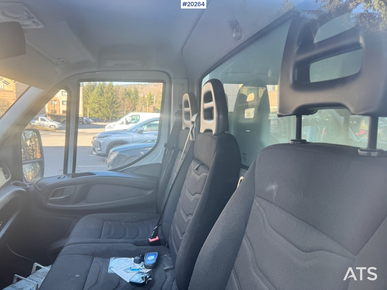 Dodávka skřín Iveco Daily 35-130: obrázek 22