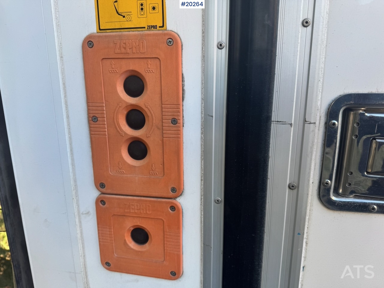 Dodávka skřín Iveco Daily 35-130: obrázek 19