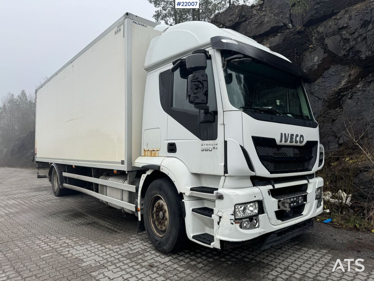 Iveco Stralis - Skříňový nákladní auto: obrázek 1 Iveco Stralis - Skříňový nákladní auto: obrázek 1