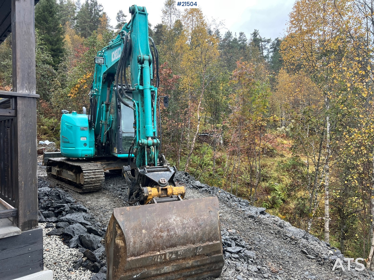 Kobelco Sk75SR-3E gravemaskin m/ pusseskuffe, rototilt og graveskuffe - Pásové rýpadlo: obrázek 4 Kobelco Sk75SR-3E gravemaskin m/ pusseskuffe, rototilt og graveskuffe - Pásové rýpadlo: obrázek 4
