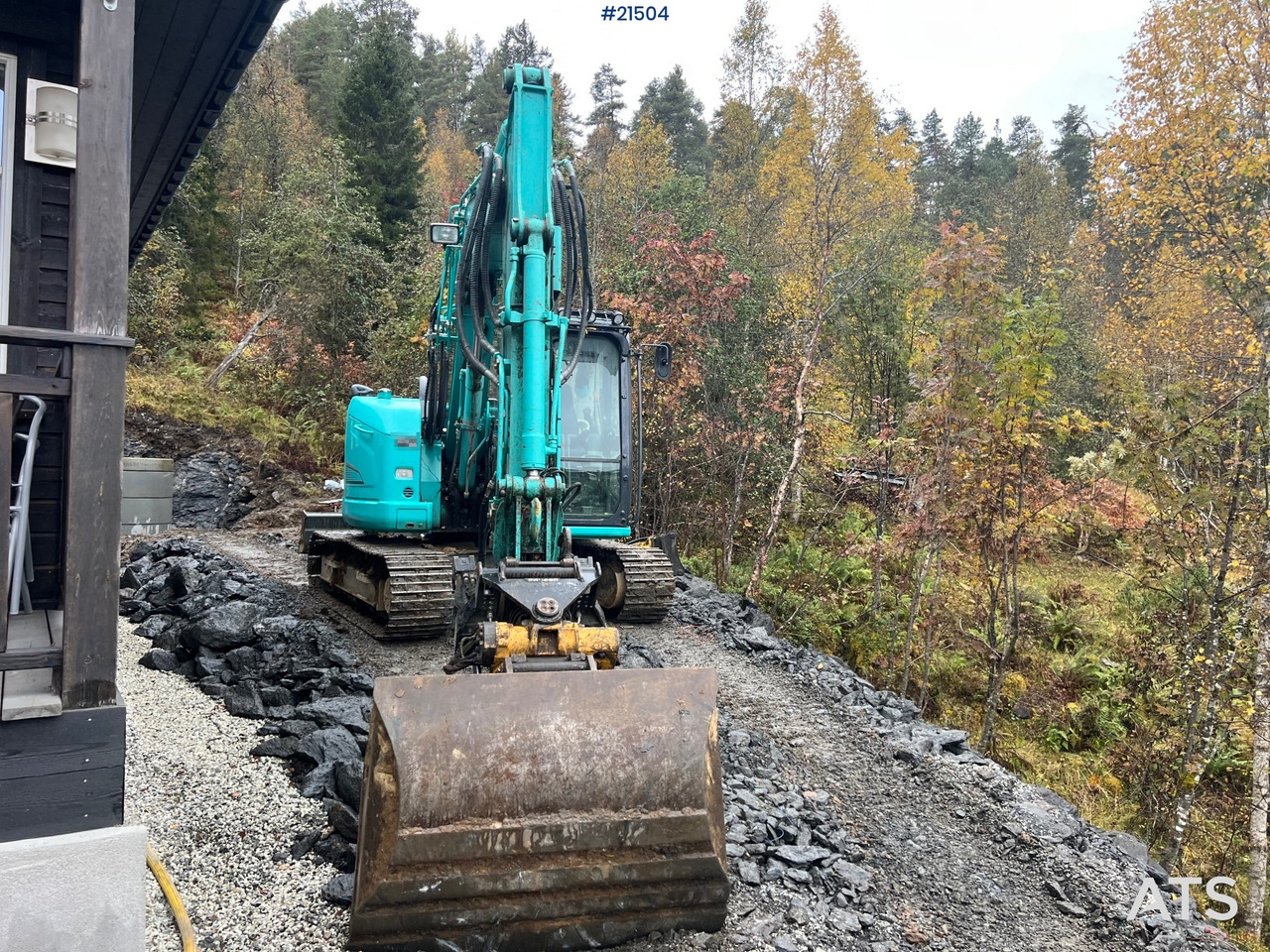 Kobelco Sk75SR-3E gravemaskin m/ pusseskuffe, rototilt og graveskuffe - Pásové rýpadlo: obrázek 3 Kobelco Sk75SR-3E gravemaskin m/ pusseskuffe, rototilt og graveskuffe - Pásové rýpadlo: obrázek 3