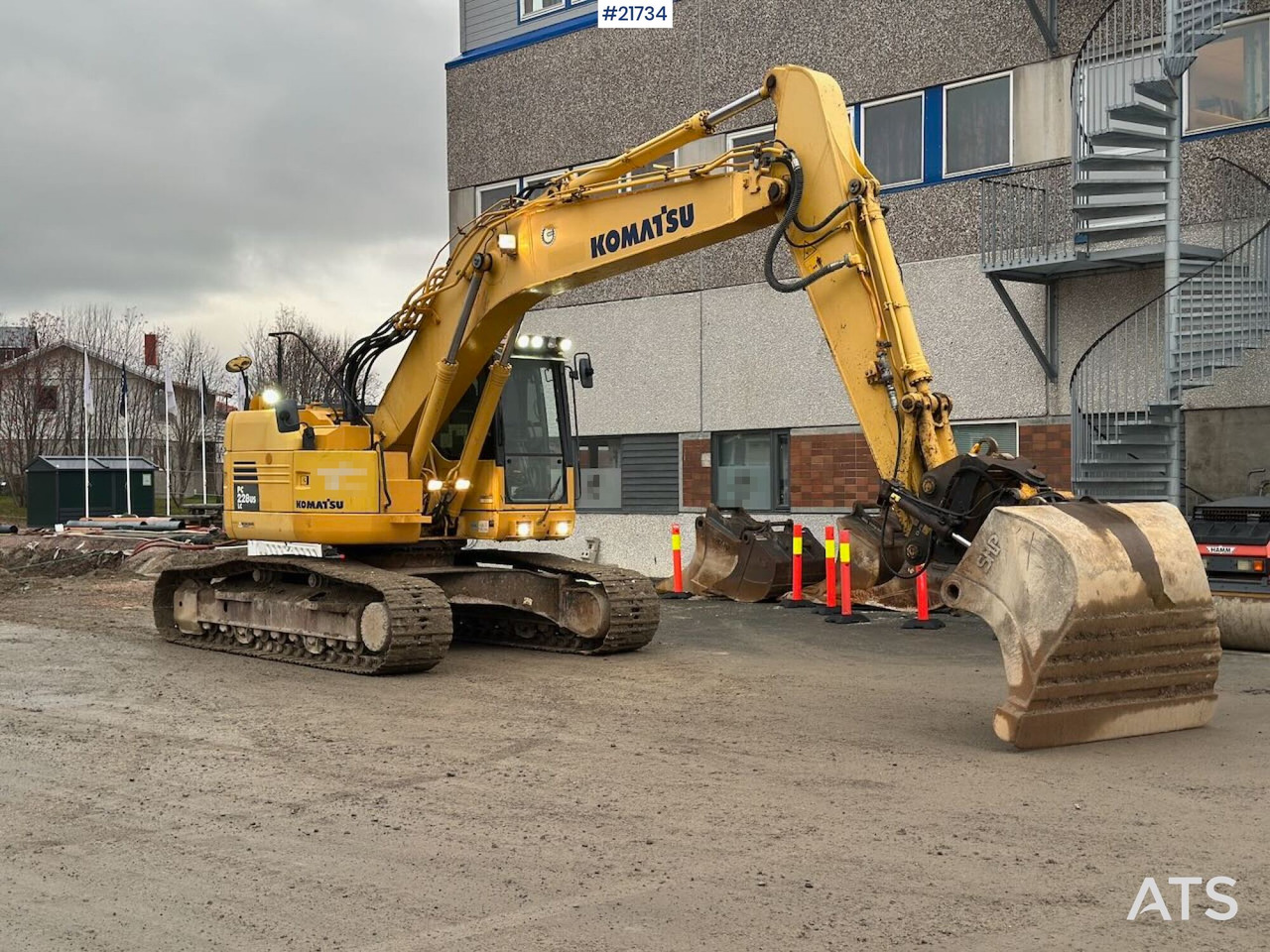 Komatsu PC228USLC-8 gravemaskin m/ 3 skuffer og rototilt. SE VIDEO - Pásové rýpadlo: obrázek 3 Komatsu PC228USLC-8 gravemaskin m/ 3 skuffer og rototilt. SE VIDEO - Pásové rýpadlo: obrázek 3