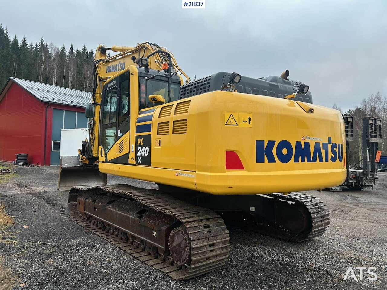 Komatsu PC240LC-11E0 Beltegraver m/ Rotortilt og Pusseskuffe - Pásové rýpadlo: obrázek 3 Komatsu PC240LC-11E0 Beltegraver m/ Rotortilt og Pusseskuffe - Pásové rýpadlo: obrázek 3